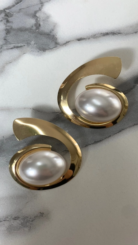brinco perola circle