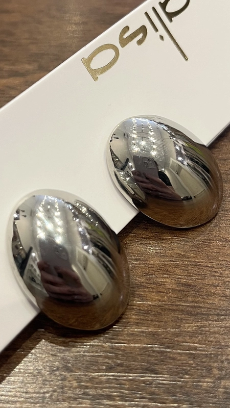 brinco oval beetle pequeno