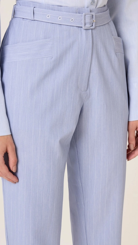 calça reta dudalina risca de giz elsa