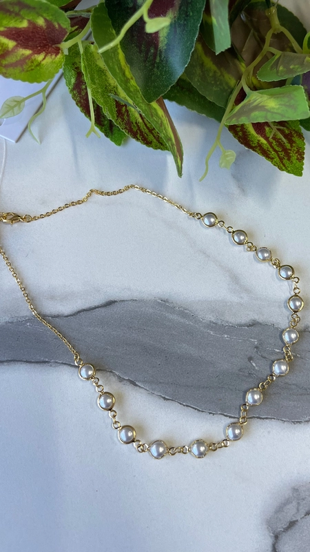 colar corrente dourado mini perolas