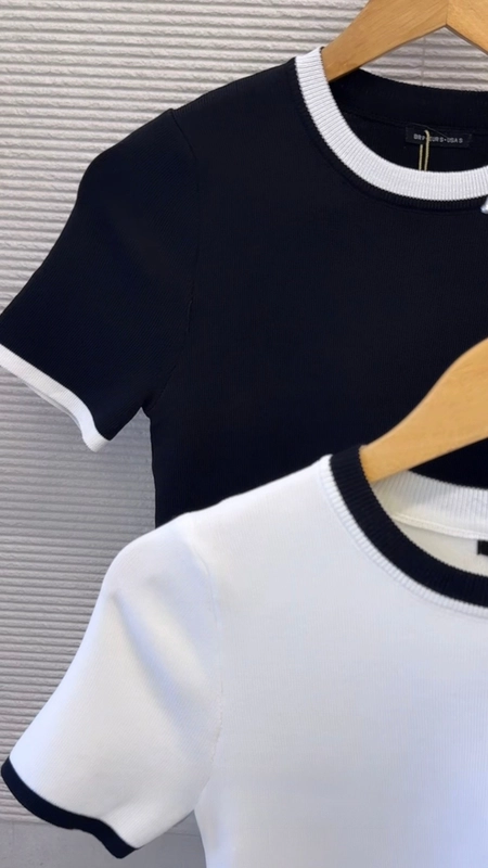 blusa manga curta toque modal bicolor