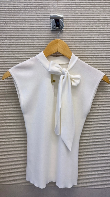 blusa sem manga toque modal laço gravata