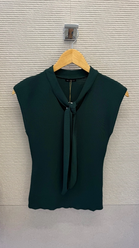 blusa sem manga toque modal laço gravata