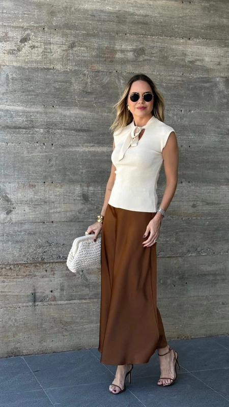 blusa sem manga toque modal laço gravata