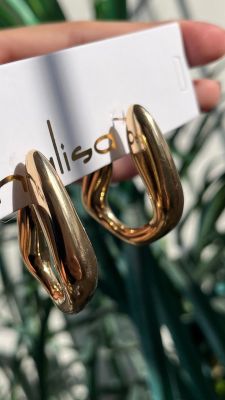 brinco meia argola tarracha pérola