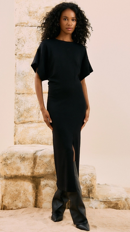 vestido midi open blusado fenda