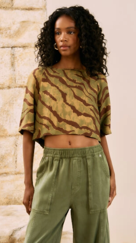 blusa crepe open wild camouflage