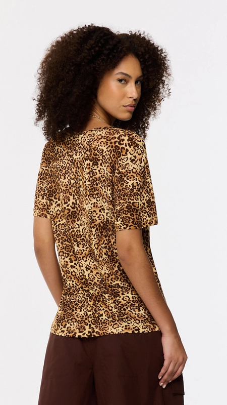 camiseta animale decote v onça