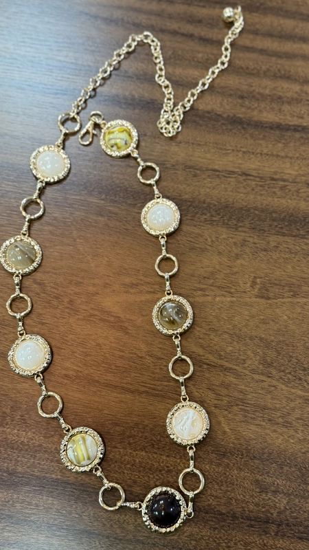 cinto corrente pedras círculos