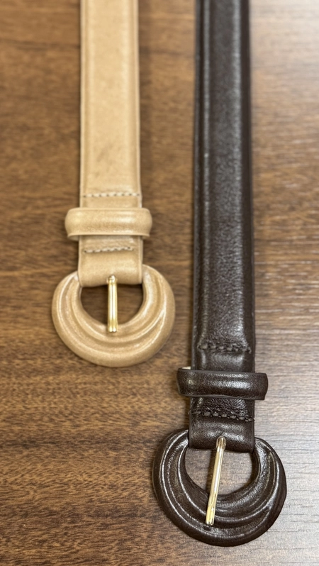 cinto couro naty fivela relevo 2,5cm