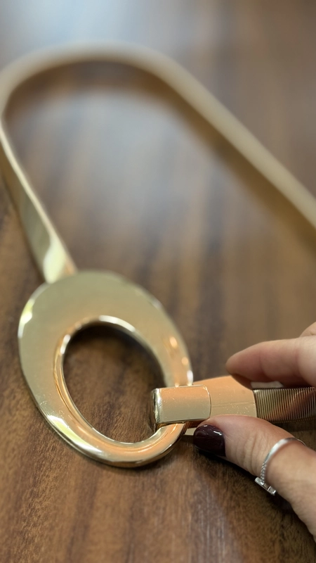 cinto metal flexível luxury vazado