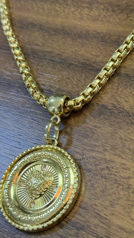 colar corrente medalhão