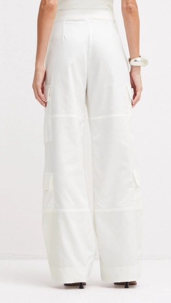 calça cargo reta ampla forum