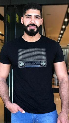 camiseta aramis estampada