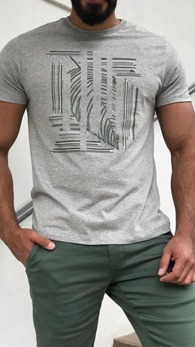 camiseta aramis estampada