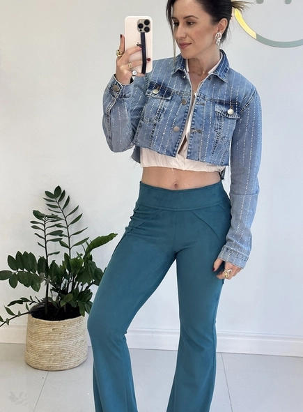 jaqueta jeans cropped cristais