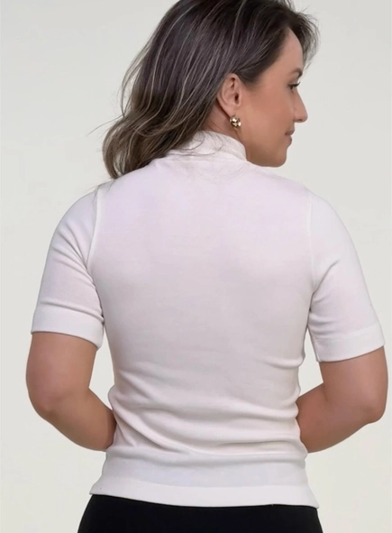 Blusa malu manga curta gola alta
