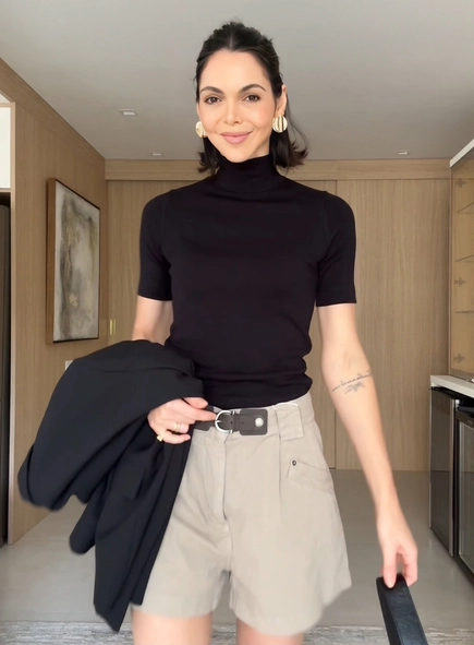 Blusa malu manga curta gola alta