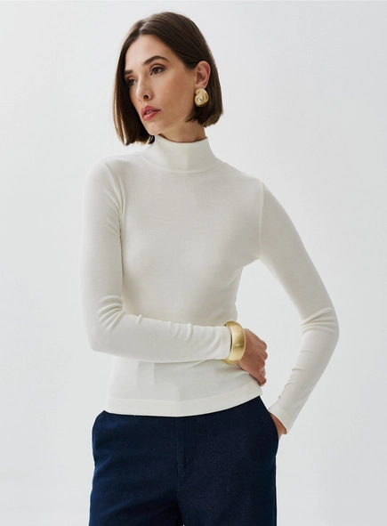 Blusa malu manga longa gola alta