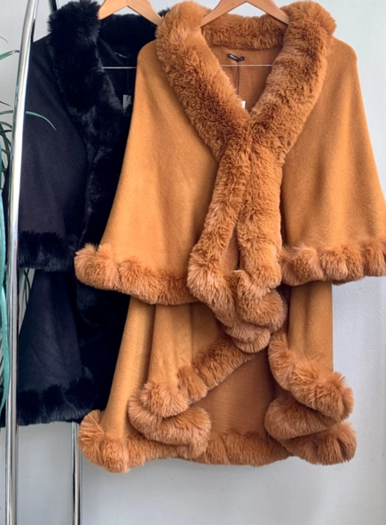 poncho diva