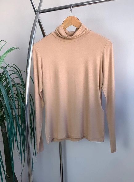 blusa manga longa gola alta valentina