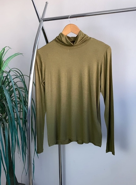blusa manga longa gola alta valentina