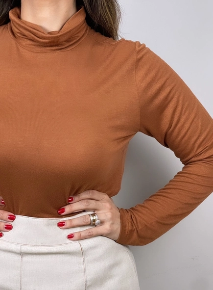 blusa manga longa gola alta valentina