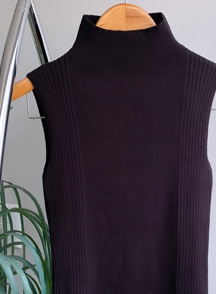 regata tricot gola alta karine