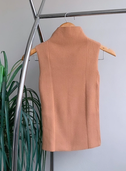 regata tricot gola alta karine