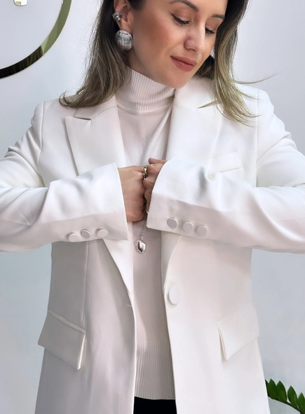 blazer julia com bolsos fake