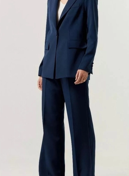 blazer julia com bolsos fake