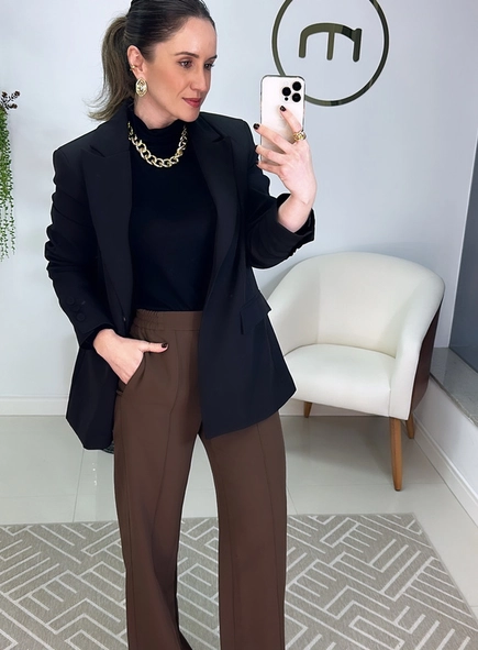 blazer julia com bolsos fake