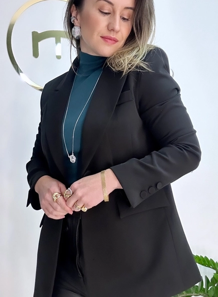 blazer julia com bolsos fake