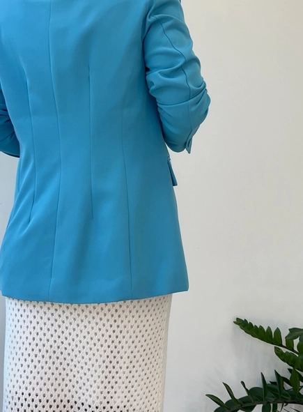 blazer julia com bolsos fake