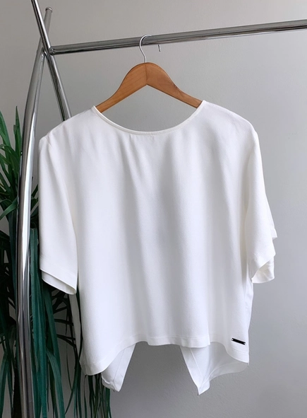 blusa forum crepe abertura