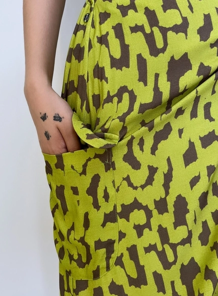 saia midi cargo onca ikate animale jeans
