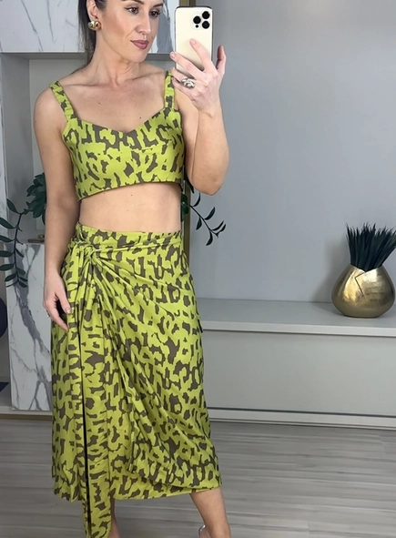 saia midi cargo onca ikate animale jeans