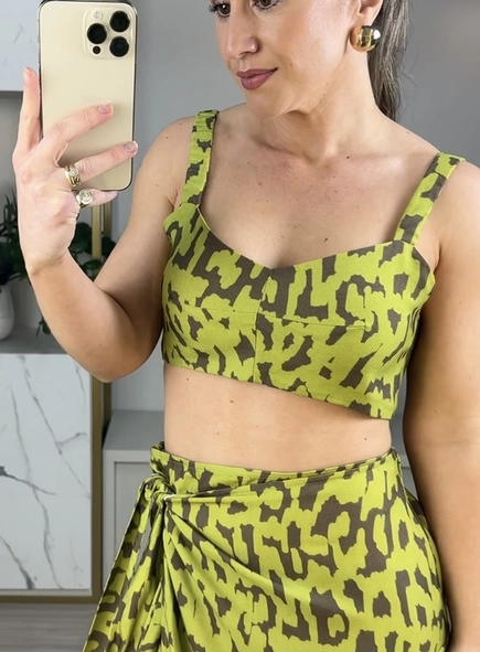 saia midi cargo onca ikate animale jeans