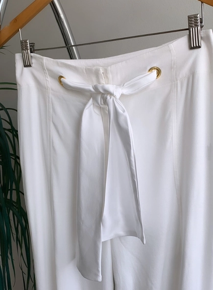 calça linho ilhos mayara open