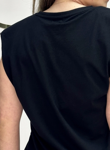 camiseta detalhe metalizado
