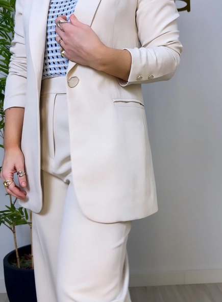 blazer botão madre pérola antonia