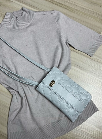 blusa trico gola animale jeans