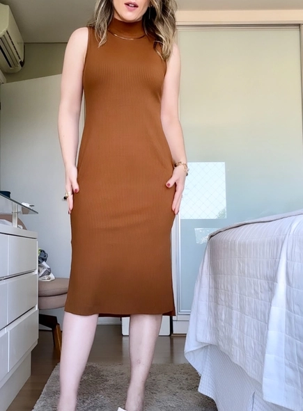 vestido midi gola alta ribana visco lia