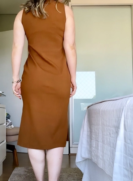 vestido midi gola alta ribana visco lia