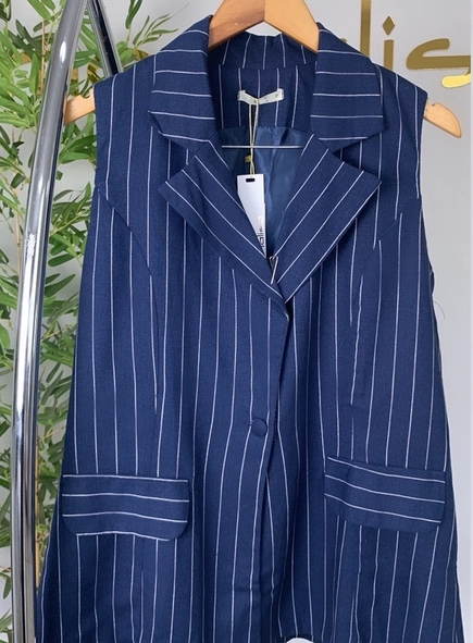 conjunto alfaiataria risca de giz saia e colete