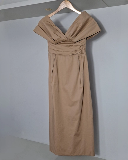 vestido tricoline ombro a ombro