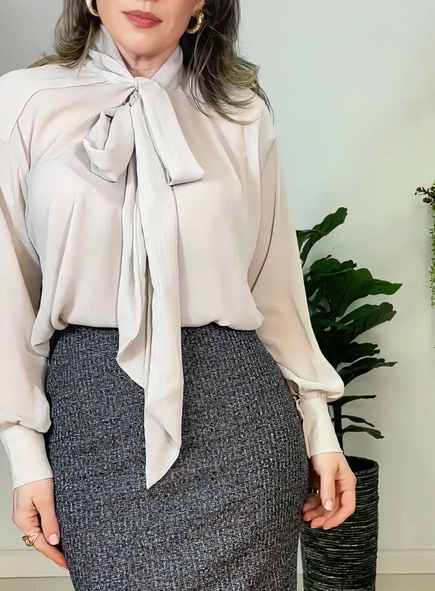 camisa crepe gola laço
