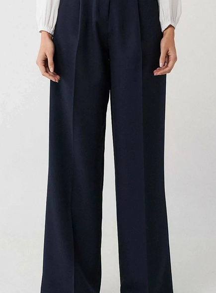 calça pantalona alfaiataria pregas classic