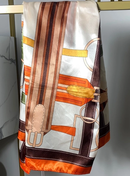 lenço estampado fivelas 90x90