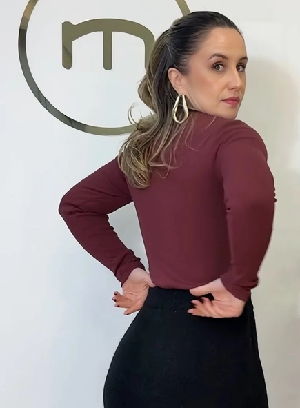 Blusa Malu manga longa gola redonda